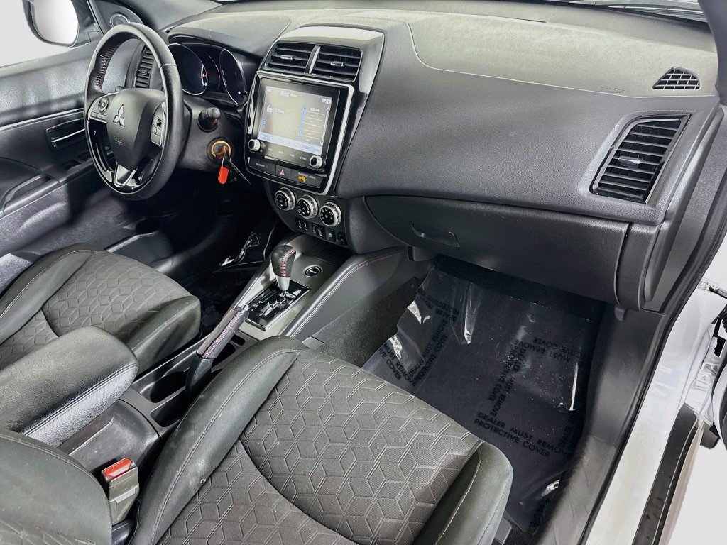 Used 2024 Mitsubishi Outlander Sport AWD image 28
