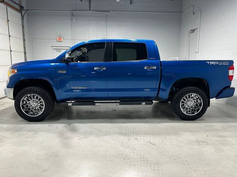 Used 2016 Toyota Tundra Limited w/ Limited Premium Package AWD/4WD image 18