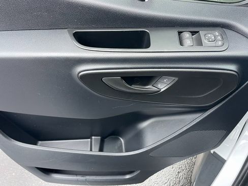 Used 2023 Mercedes-Benz Sprinter 144 Cargo image 12