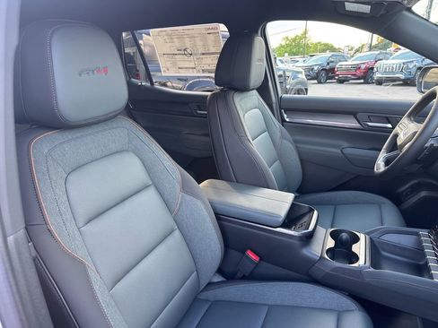 New 2026 GMC Terrain AT4 image 26