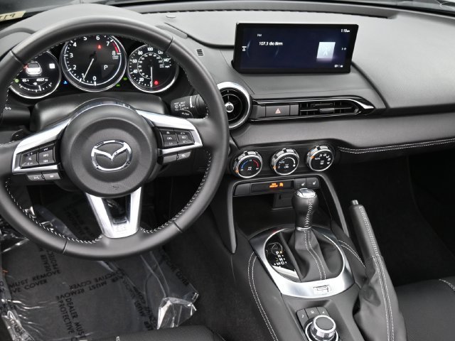Used 2024 MAZDA MX-5 Miata Grand Touring RWD image 7