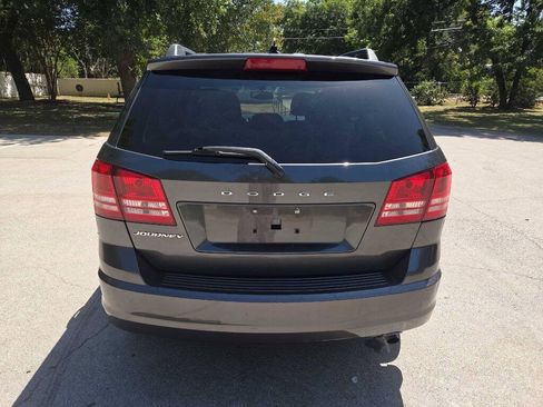 Used 2016 Dodge Journey SE w/ Flexible Seating Group FWD image 5