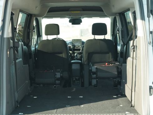 Used 2021 Ford Transit Connect XLT FWD image 15