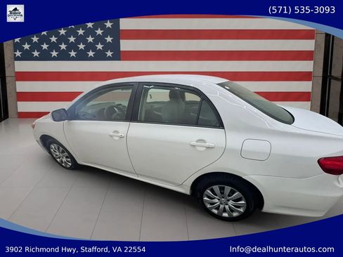 Used 2012 Toyota Corolla LE FWD image 8