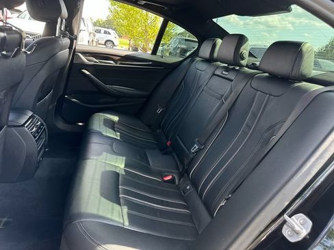Used 2019 BMW 530e w/ Convenience Package RWD image 18