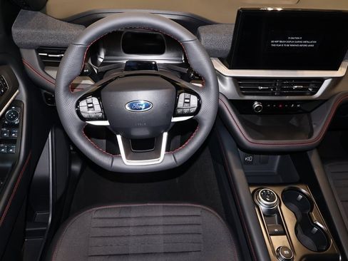 New 2026 Ford Explorer ST-Line w/ ST-Line Street Pack image 21