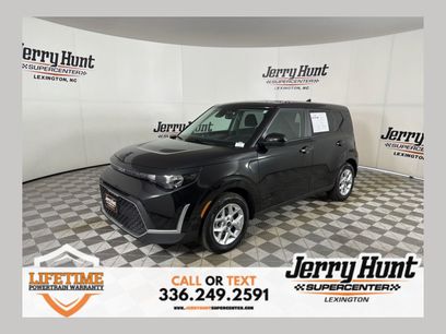 Used 2025 Kia Soul LX