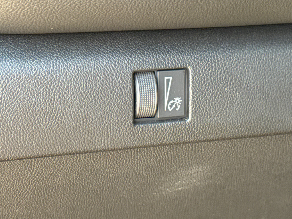 Used 2025 Chevrolet Colorado LT RWD image 22