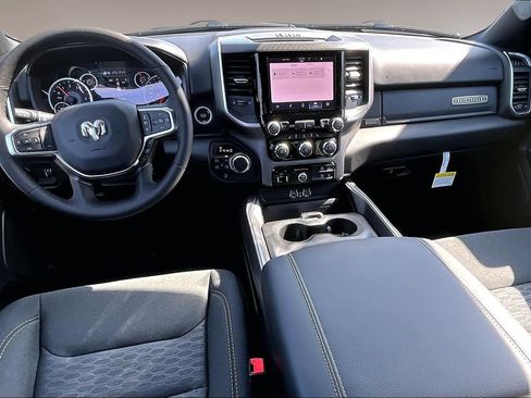 New 2026 RAM 1500 4x4 Crew Cab image 5