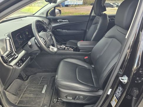 Used 2025 Kia Sportage EX w/ EX Premium Package image 11