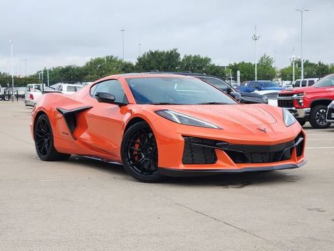 Used 2026 Chevrolet Corvette Z06 RWD image 3
