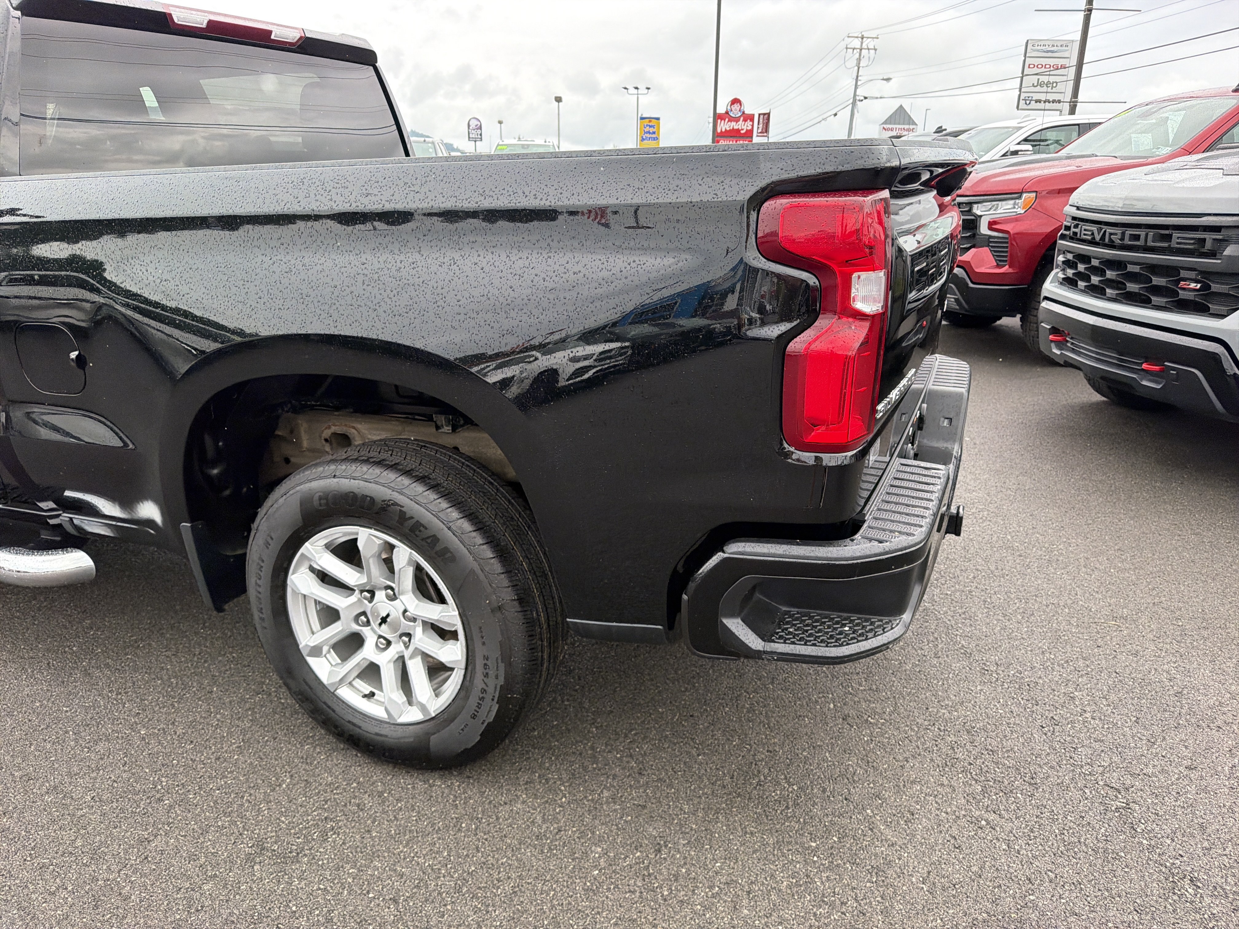 Certified 2024 Chevrolet Silverado 1500 RST w/ Z71 Off-Road Package AWD/4WD image 10