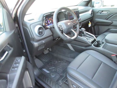 New 2026 Chevrolet Colorado LT w/ LT Convenience Package AWD/4WD image 12