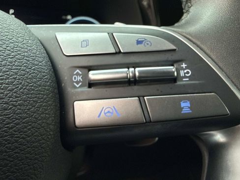 Used 2024 Hyundai Palisade Calligraphy image 30