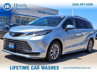 Used 2021 Toyota Sienna LE
