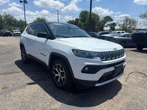 Used 2024 Jeep Compass Limited AWD/4WD image 1
