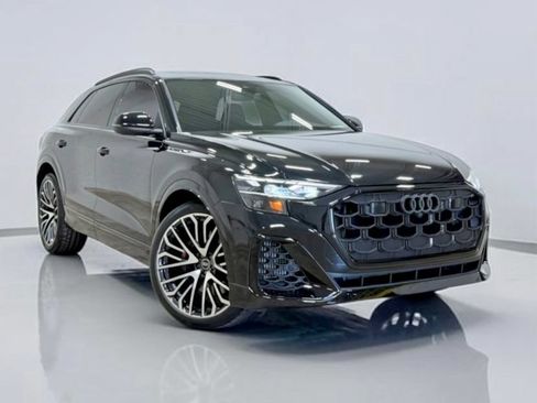 Used 2025 Audi SQ8 Premium Plus w/ 23" Wheel Package AWD/4WD image 8