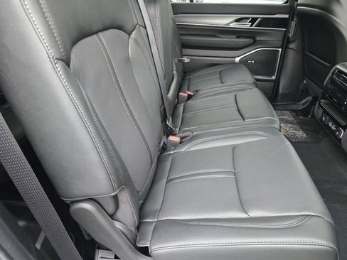 New 2026 Jeep Grand Wagoneer L Limited w/ 8-Passenger Seating Package image 34