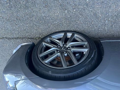 Used 2016 Lexus IS 300 AWD w/ F Sport Package image 15