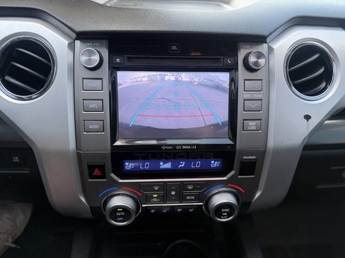 Used 2014 Toyota Tundra Platinum image 28