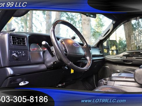 Used 2004 Ford F250 Harley-Davidson image 12