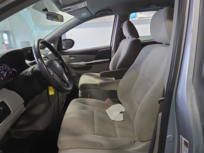 Used 2017 Honda Odyssey LX image 6