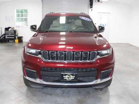 Used 2024 Jeep Grand Cherokee L Limited AWD/4WD image 3
