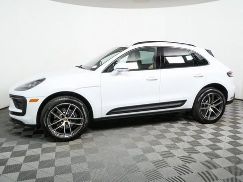 New 2026 Porsche Macan AWD/4WD image 2