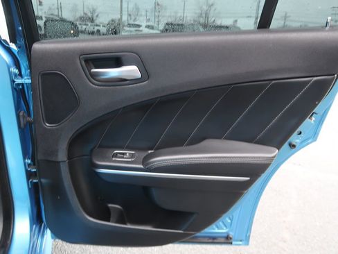 Used 2016 Dodge Charger R/T Scat Pack w/ Technology Group image 34