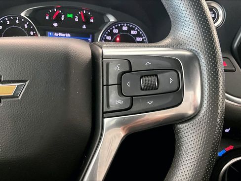 Used 2022 Chevrolet Blazer LT FWD image 22