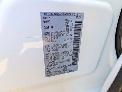 New 2026 INFINITI QX60 Luxe w/ Family Package image 25