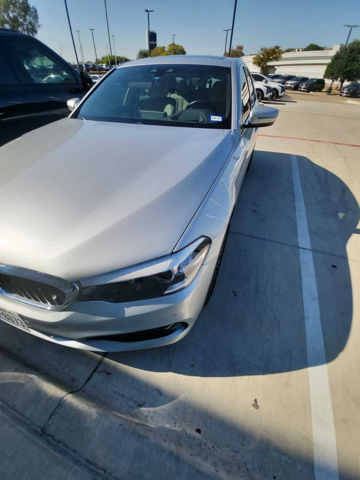 Used 2019 BMW 530e w/ Premium Package RWD image 16
