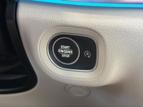 Certified 2022 Mercedes-Benz GLS 450 4MATIC image 45