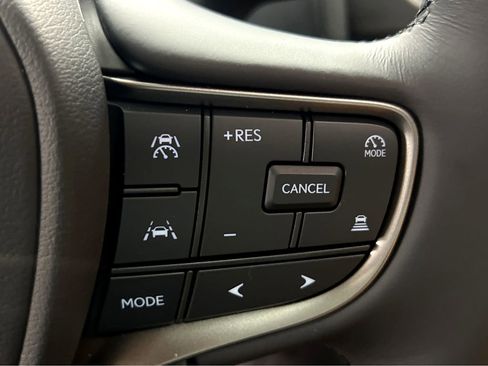 New 2026 Lexus UX 300h AWD image 13