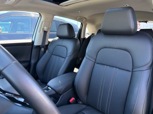 Used 2026 Honda HR-V EX-L image 9