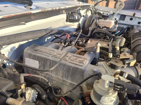 Used 1994 Ford F150 XL image 28
