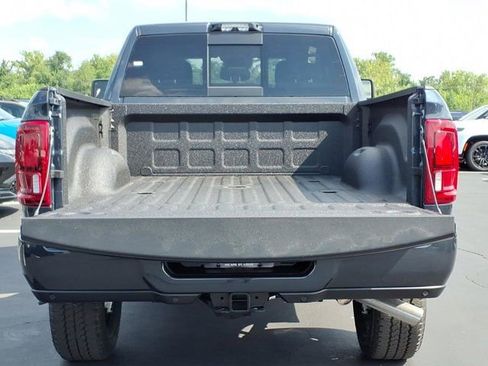New 2026 RAM 2500 Big Horn AWD/4WD image 17