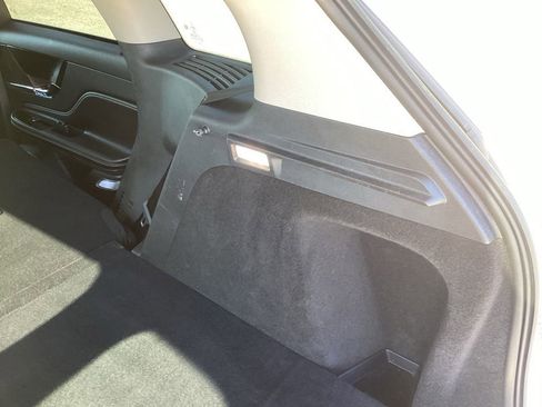 Used 2023 Lincoln Corsair FWD image 13