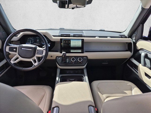 Used 2022 Land Rover Defender 110 SE AWD/4WD image 17