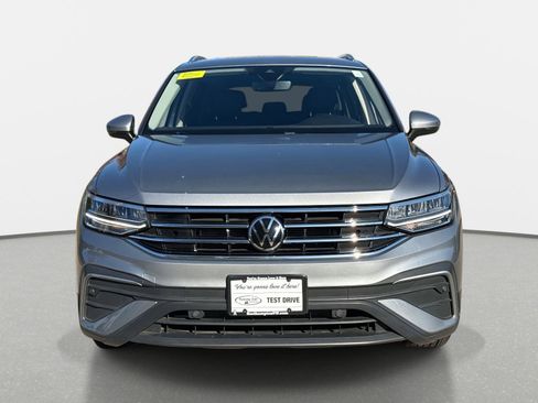 Used 2022 Volkswagen Tiguan SE image 25