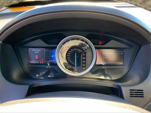 Used 2014 Ford Explorer XLT w/ Equipment Group 202A image 24