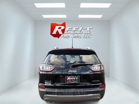 Used 2019 Jeep Cherokee Limited AWD/4WD image 34
