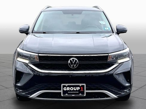Used 2022 Volkswagen Taos SE AWD/4WD image 4