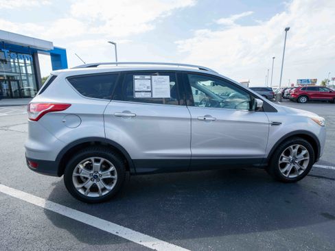Used 2016 Ford Escape Titanium w/ Equipment Group 301A AWD/4WD image 6