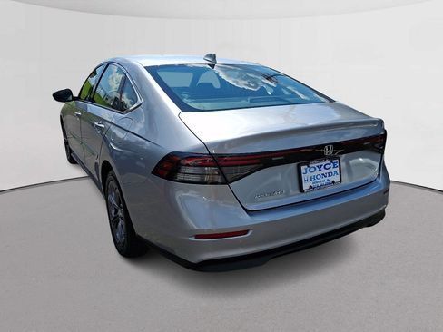 Certified 2023 Honda Accord EX image 8