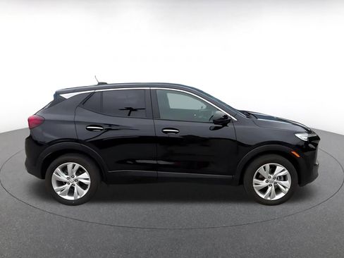Used 2025 Buick Encore GX Preferred FWD image 16