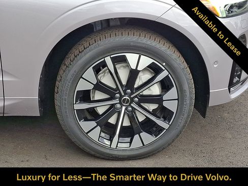 Certified 2026 Volvo XC60 B5 Plus w/ Protection Package Premier AWD/4WD image 9