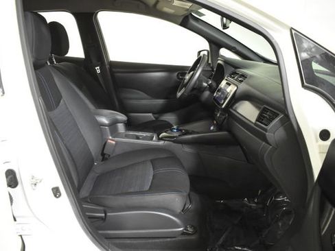 Certified 2023 Nissan Leaf SV Plus FWD image 35