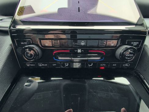 Used 2022 Jeep Grand Cherokee Limited 4xe image 27