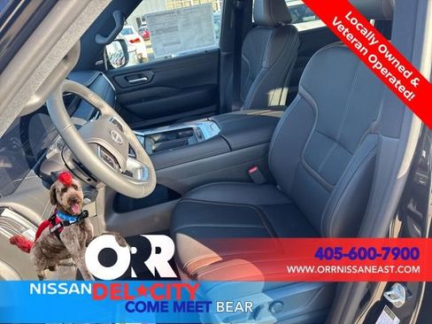 New 2026 Nissan Armada SL w/ Captain's Chari Seat Package AWD/4WD image 17